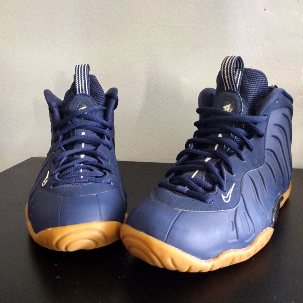 Blue Nike Foam Posite size 6 youth